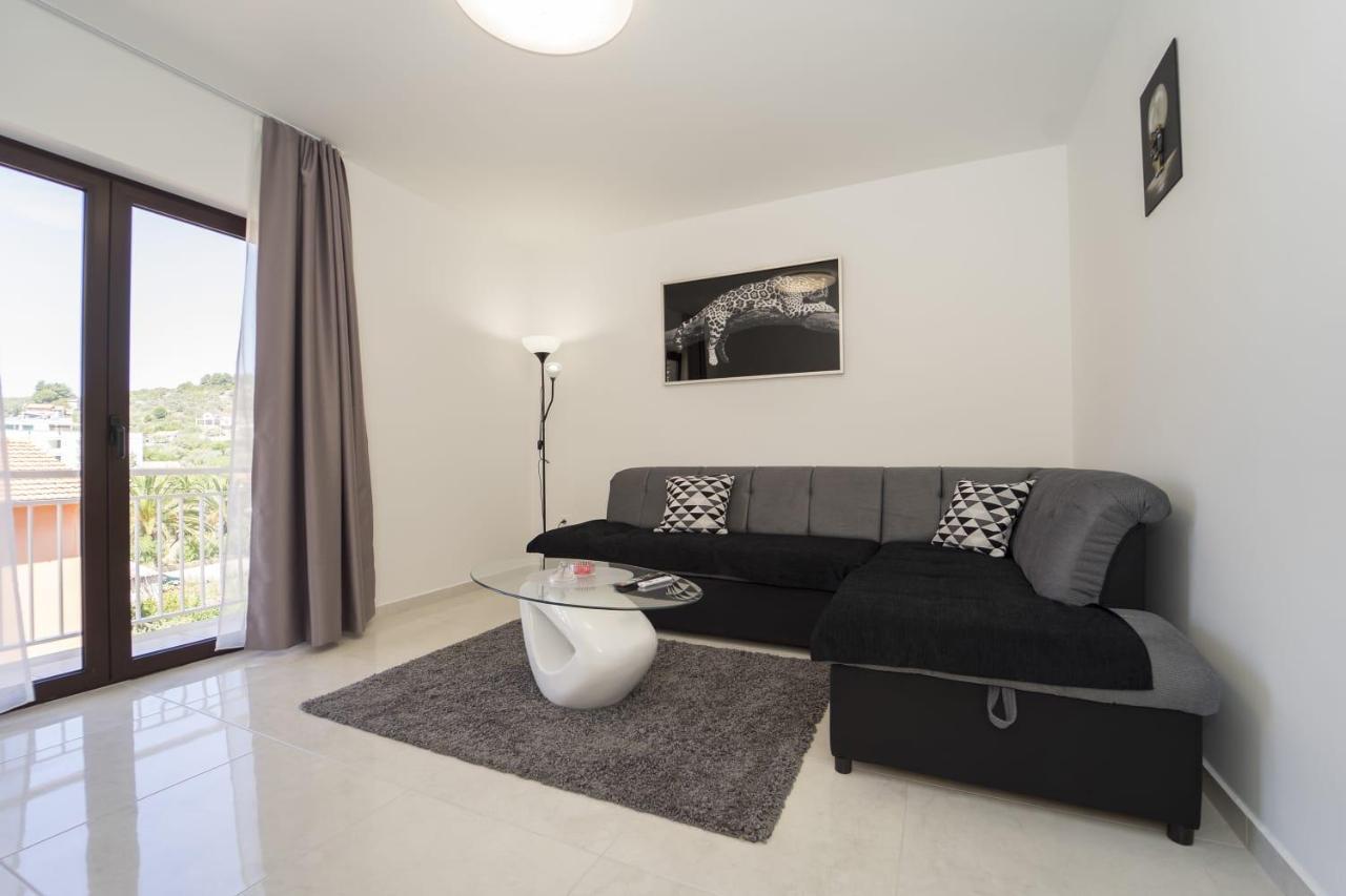 Apartman Tessa Vela Luka Eksteriør billede